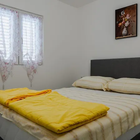 Apartment Kristija *