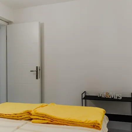 דירה Kristija ויר