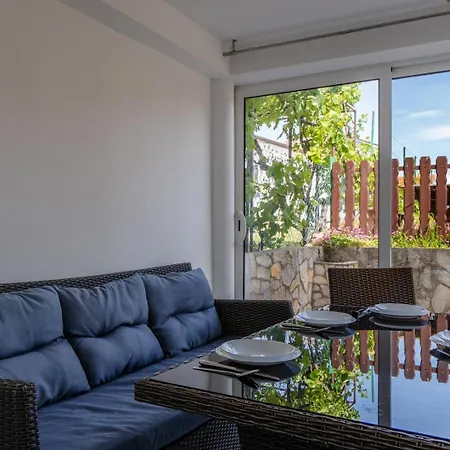 Apartment Kristija *