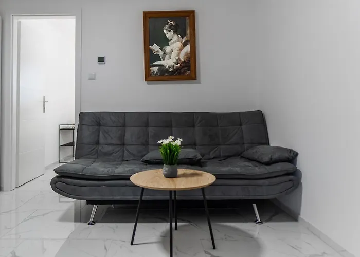 Kristija Apartament *